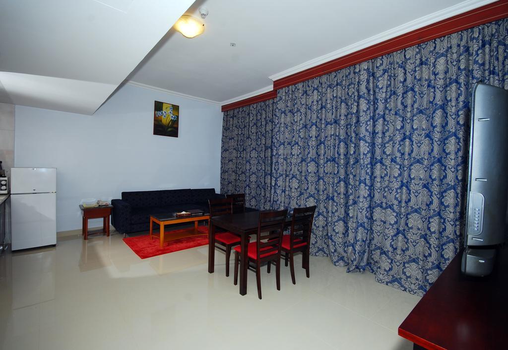 Ramee Rose Hotel Apartments Abu Dhabi Esterno foto