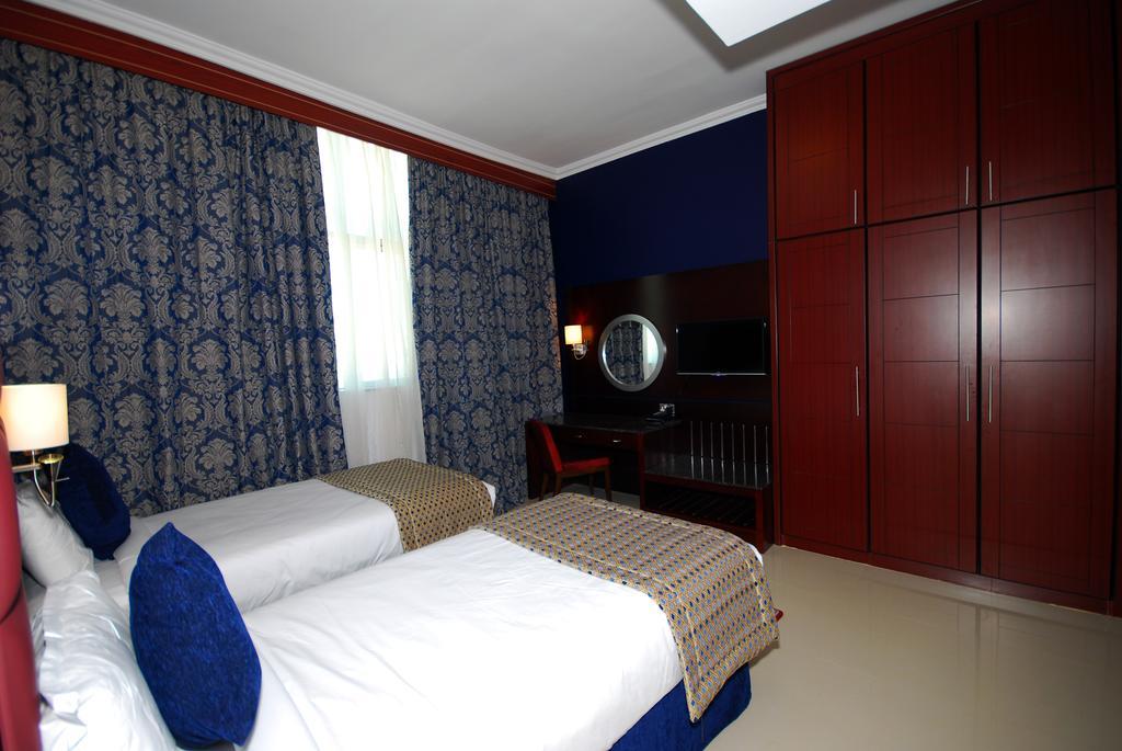 Ramee Rose Hotel Apartments Abu Dhabi Esterno foto
